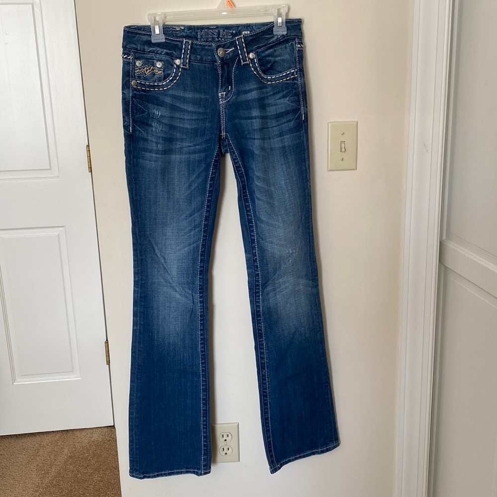 Miss Me flare low rise jeans size 26